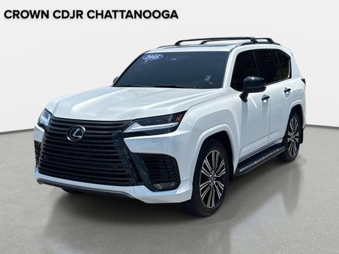 Used 2025 Lexus LX 700h Luxury w/ Appearance Package AWD/4WD image 9