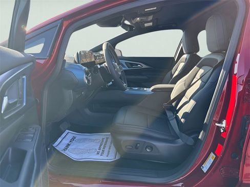 New 2026 Chevrolet Equinox EV LT image 18