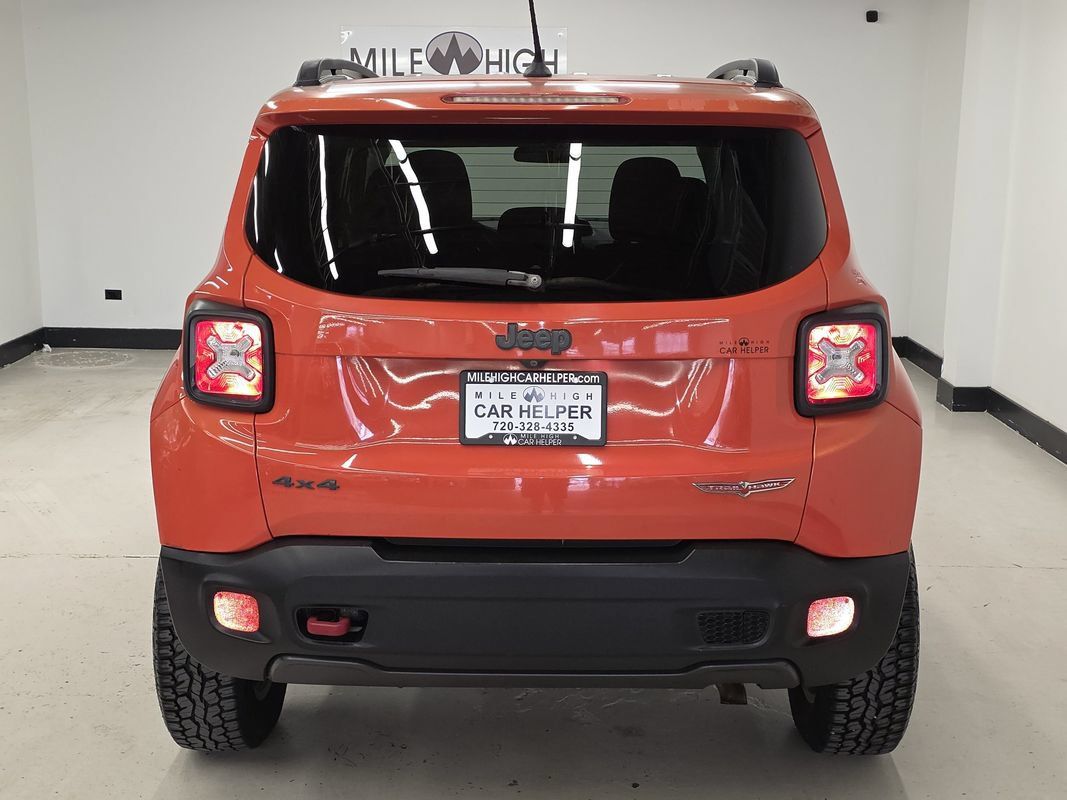Used 2016 Jeep Renegade Trailhawk AWD/4WD image 9