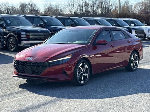 Certified 2023 Hyundai Elantra SEL w/ Convenience Package image 28