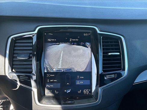 Used 2018 Volvo XC90 T6 Momentum w/ Convenience Package image 14
