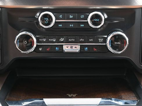 Used 2024 Ford F350 King Ranch AWD/4WD image 36