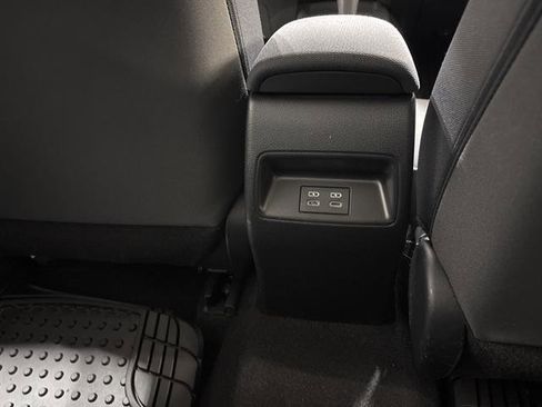 Used 2023 Toyota Corolla LE image 24