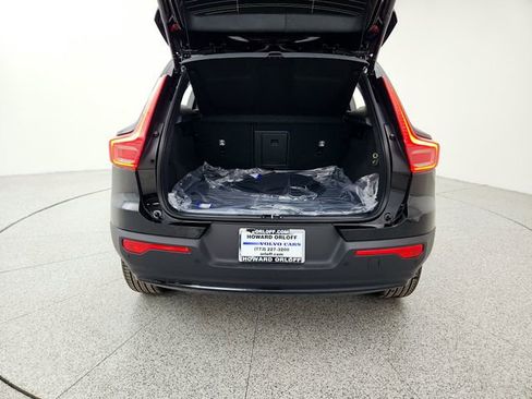 New 2026 Volvo XC40 B5 Plus w/ Climate Package image 15