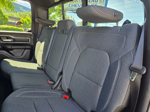 Used 2021 RAM 1500 Big Horn AWD/4WD image 18
