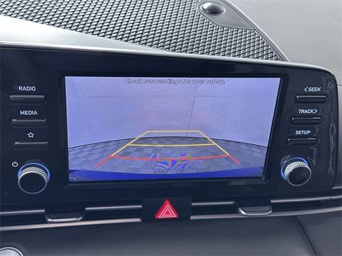 Used 2022 Hyundai Elantra SEL w/ Convenience Package image 15