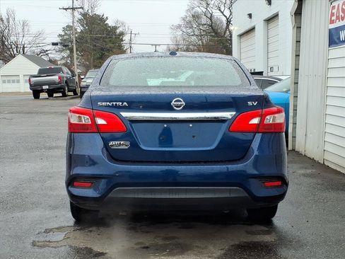 Used 2017 Nissan Sentra SV image 4