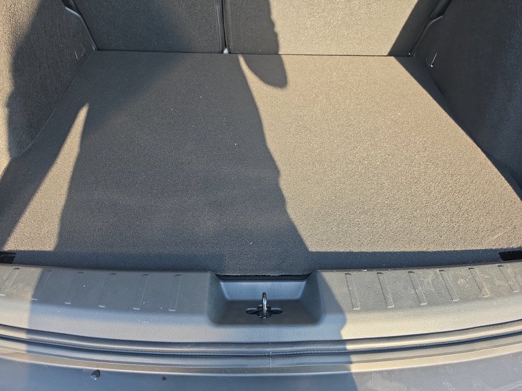 New 2027 Nissan Kicks SR AWD/4WD image 26