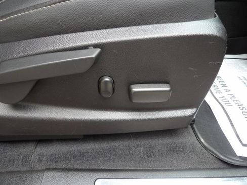 Used 2021 Chevrolet Colorado ZR2 AWD/4WD image 17
