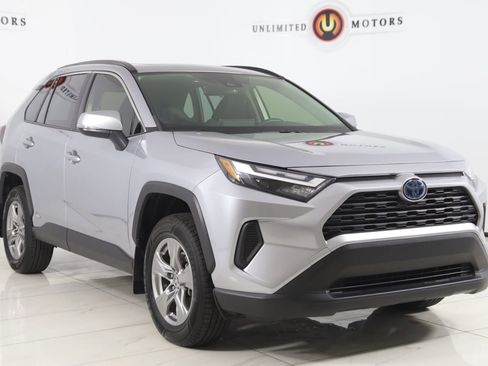 Used 2024 Toyota RAV4 XLE w/ Convenience Package image 20