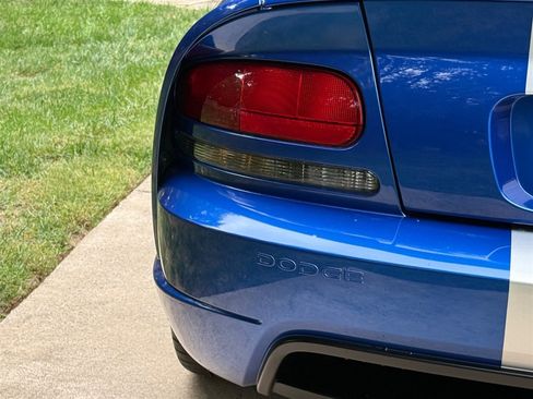 Used 2006 Dodge Viper SRT-10 image 28