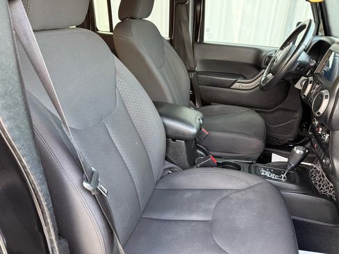 Used 2016 Jeep Wrangler Unlimited Sport w/ Quick Order Package 24S image 28