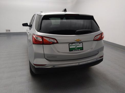 Used 2018 Chevrolet Equinox LT FWD image 6