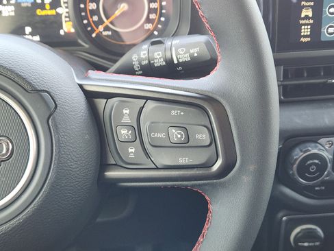 Used 2024 Jeep Wrangler Unlimited Rubicon image 34