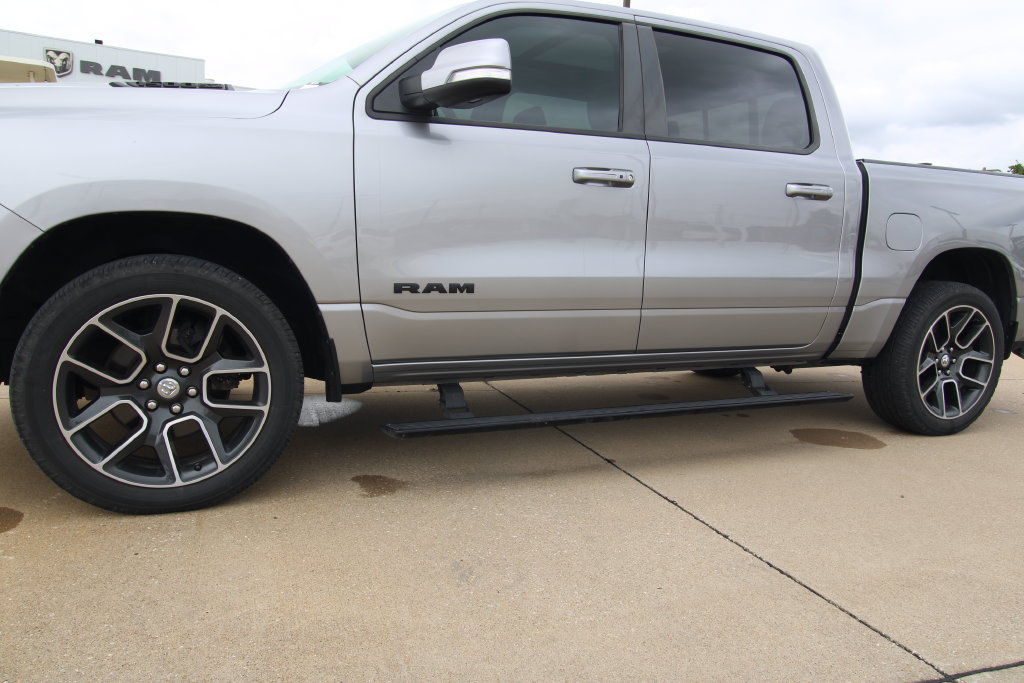 Used 2020 RAM 1500 Sport w/ Level 2 Equipment Goup w/2_L AWD/4WD image 11
