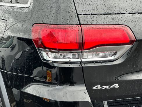 Used 2020 Jeep Grand Cherokee Limited image 26