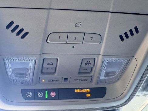 Used 2019 Cadillac XT4 Premium Luxury w/ Enhanced Visibility Package image 29