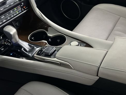 Used 2017 Lexus RX 350 FWD image 20