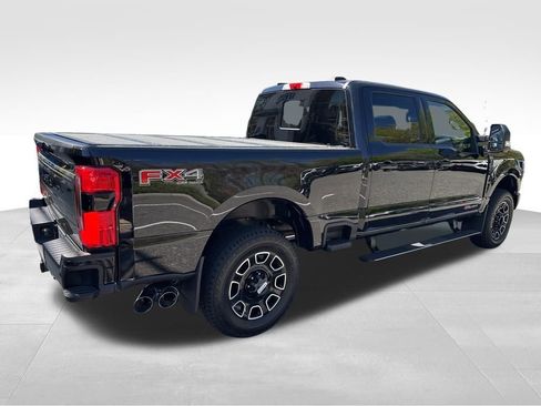 Used 2025 Ford F350 Platinum AWD/4WD image 13