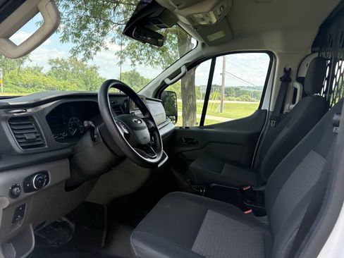 Used 2025 Ford Transit 250 Low Roof w/ Exterior Upgrade Package RWD image 13