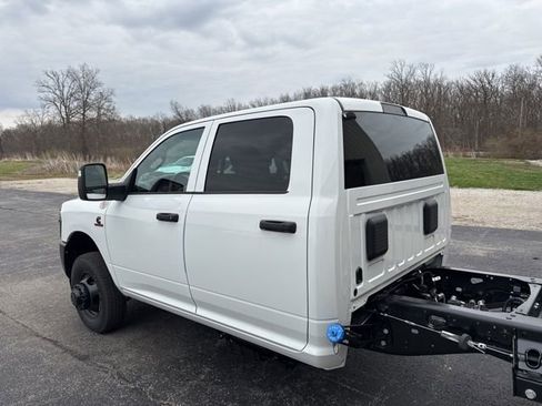 New 2026 RAM 3500 Tradesman image 9