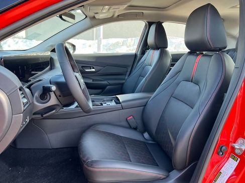 New 2026 Nissan Sentra SR w/ SR Premium Package image 4