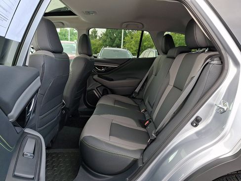 Certified 2024 Subaru Outback Onyx Edition AWD/4WD image 10