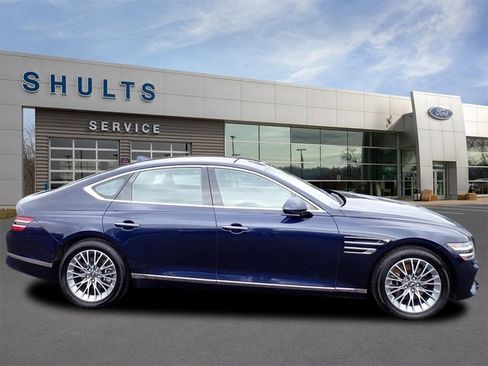 Used 2023 Genesis G80 2.5T image 4