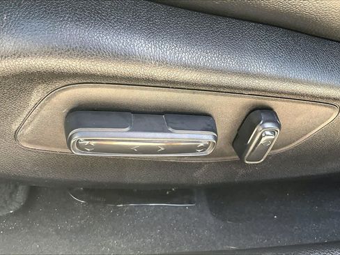 Certified 2024 Acura Integra FWD image 33