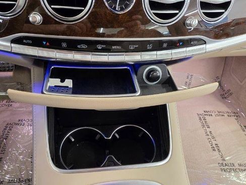 Used 2017 Mercedes-Benz S 550 4MATIC Sedan image 21