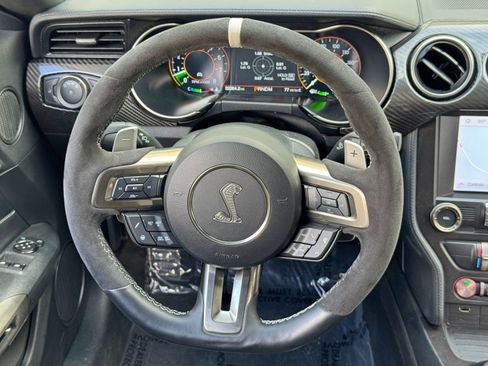 Used 2020 Ford Mustang Shelby GT500 RWD image 23