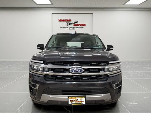 Used 2024 Ford Expedition Limited AWD/4WD image 2