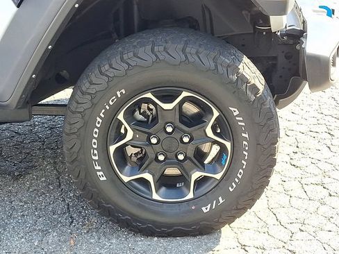 Used 2021 Jeep Wrangler Unlimited Rubicon 4xe w/ Cold Weather Group AWD/4WD image 31