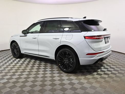 New 2026 Lincoln Corsair Reserve w/ Jet Appearance Package image 3