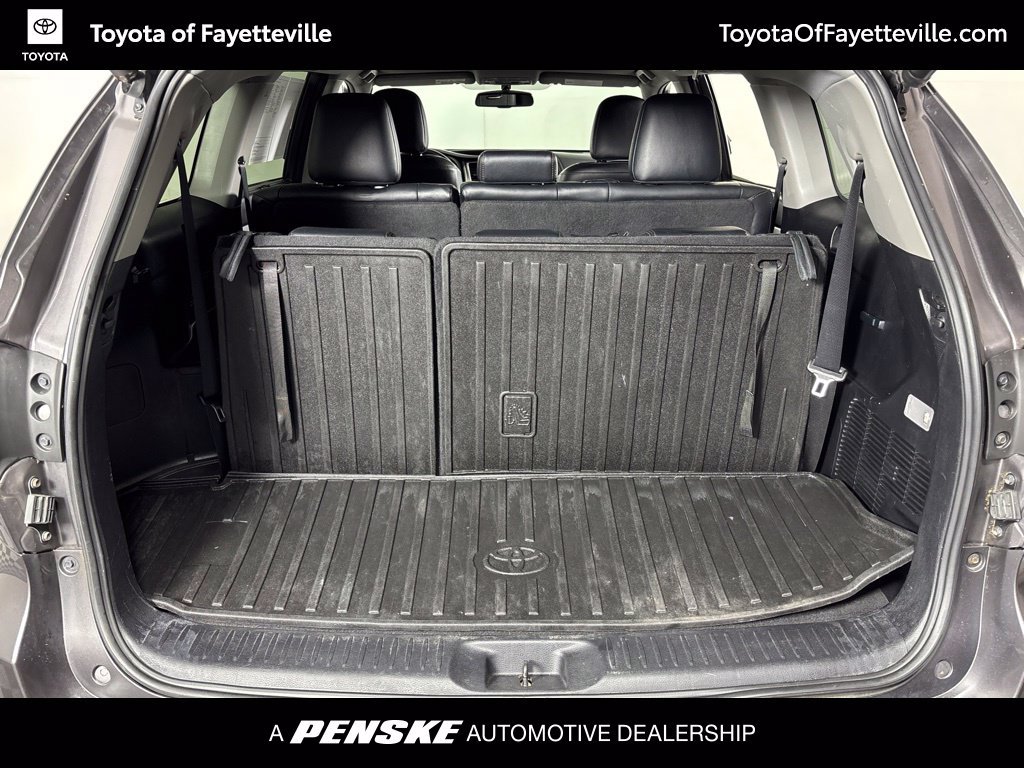 Used 2016 Toyota Highlander XLE AWD/4WD image 13