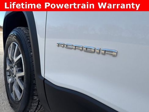 Used 2023 GMC Acadia SLT image 10