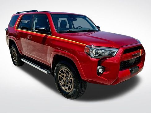 Used 2023 Toyota 4Runner 40th Anniversary SE AWD/4WD image 2