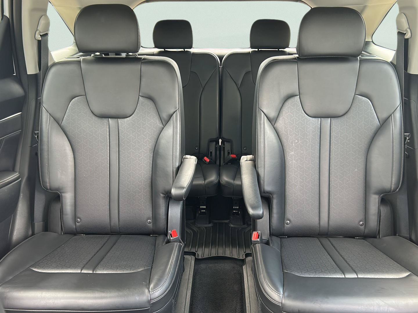 Used 2023 Kia Sorento SX FWD image 28