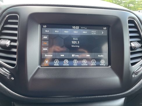 Used 2018 Jeep Compass Latitude w/ Popular Equipment Group image 24