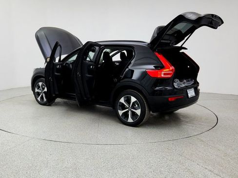 New 2026 Volvo XC40 B5 Plus w/ Protection Package Premier image 12