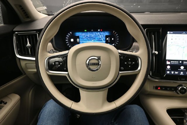Used 2023 Volvo S90 B6 Plus w/ Protection Package AWD/4WD image 23