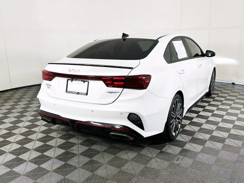 Used 2022 Kia Forte GT FWD image 3