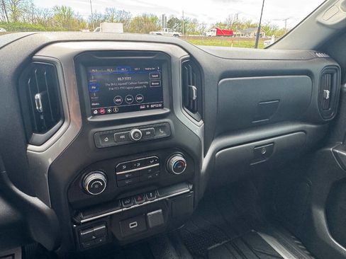 Used 2020 Chevrolet Silverado 2500 Custom w/ Custom Value Package image 13