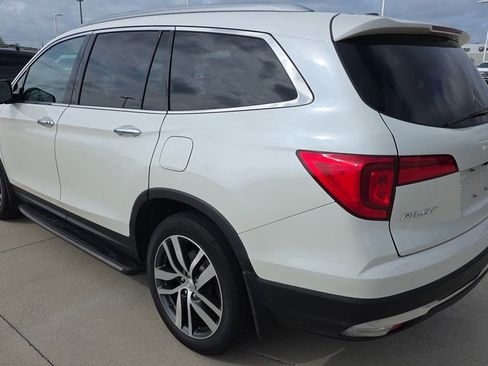 Used 2016 Honda Pilot Touring image 3