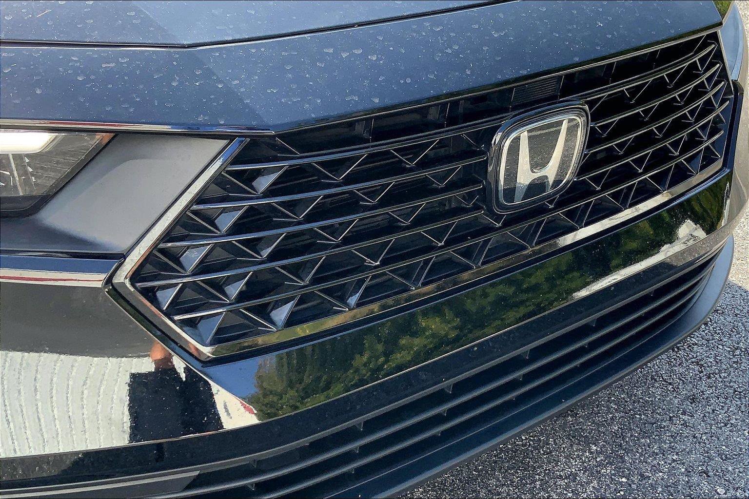Used 2024 Honda Accord EX image 29