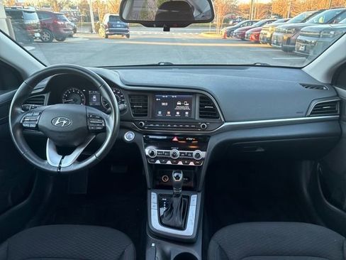 Used 2019 Hyundai Elantra Value Edition w/ Cargo Package image 12