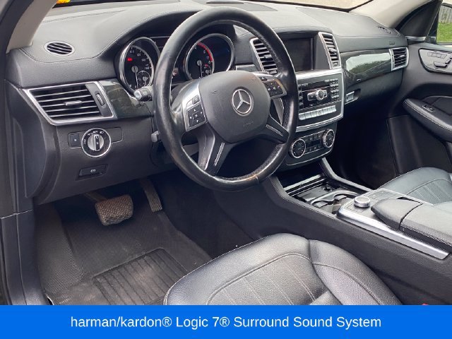 Used 2016 Mercedes-Benz GL 320 BlueTEC 4MATIC image 3