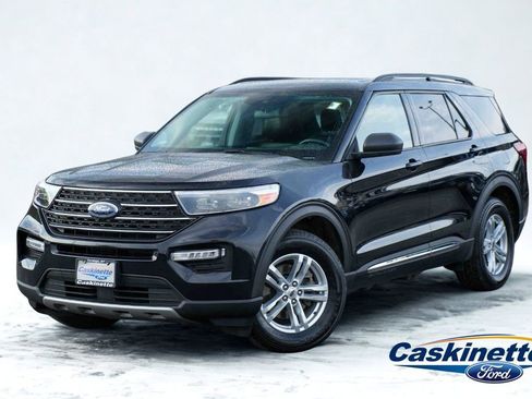 Used 2022 Ford Explorer XLT w/ Equipment Group 202A AWD/4WD image 1