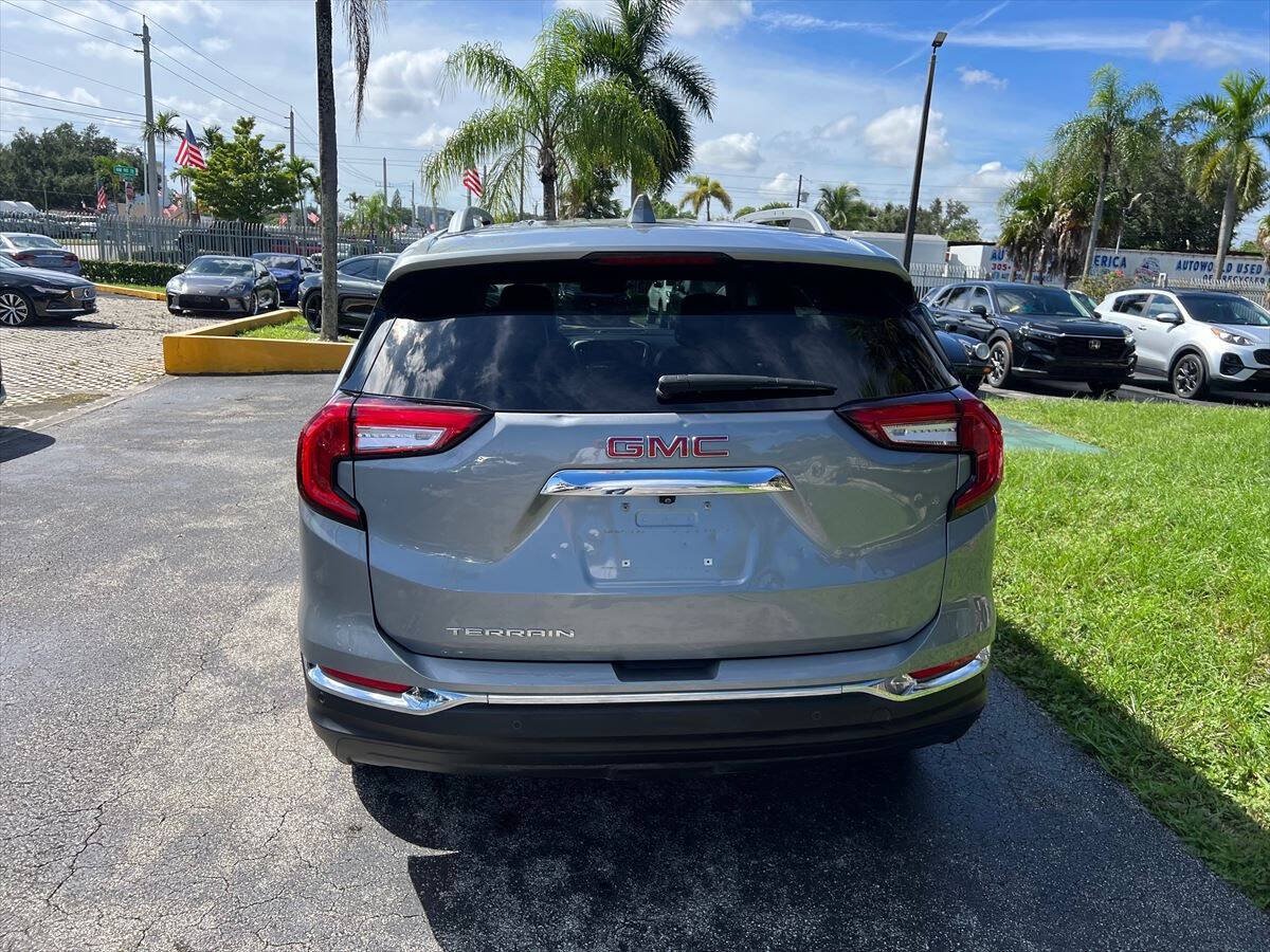 Used 2024 GMC Terrain SLT FWD image 6