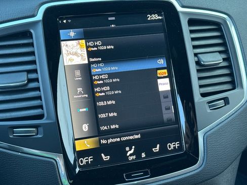 Used 2022 Volvo XC90 T6 Momentum w/ Climate Package image 24